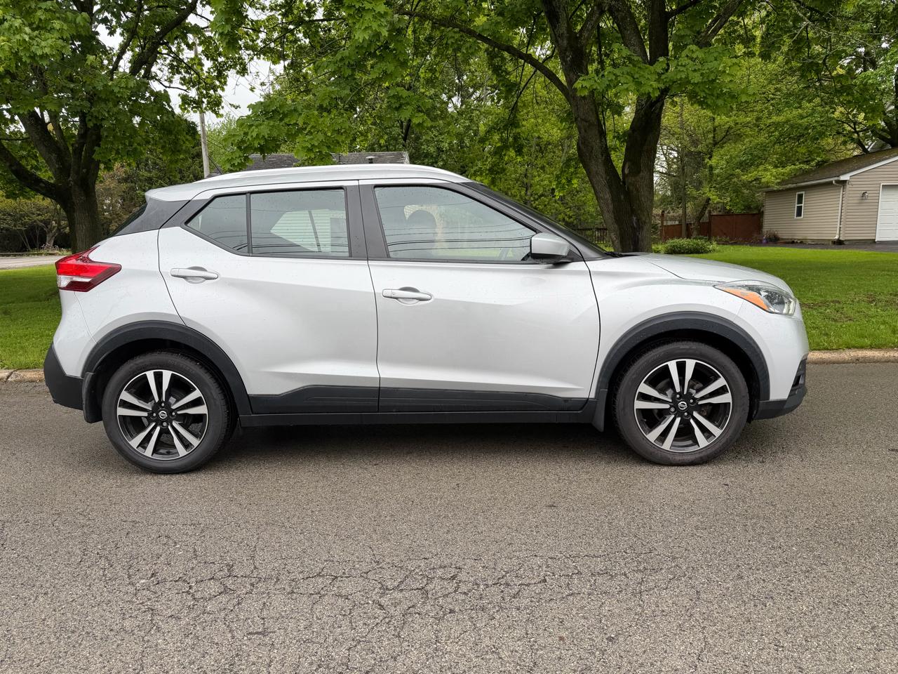 Nissan Kicks SV 4D SUV FWD 2019
