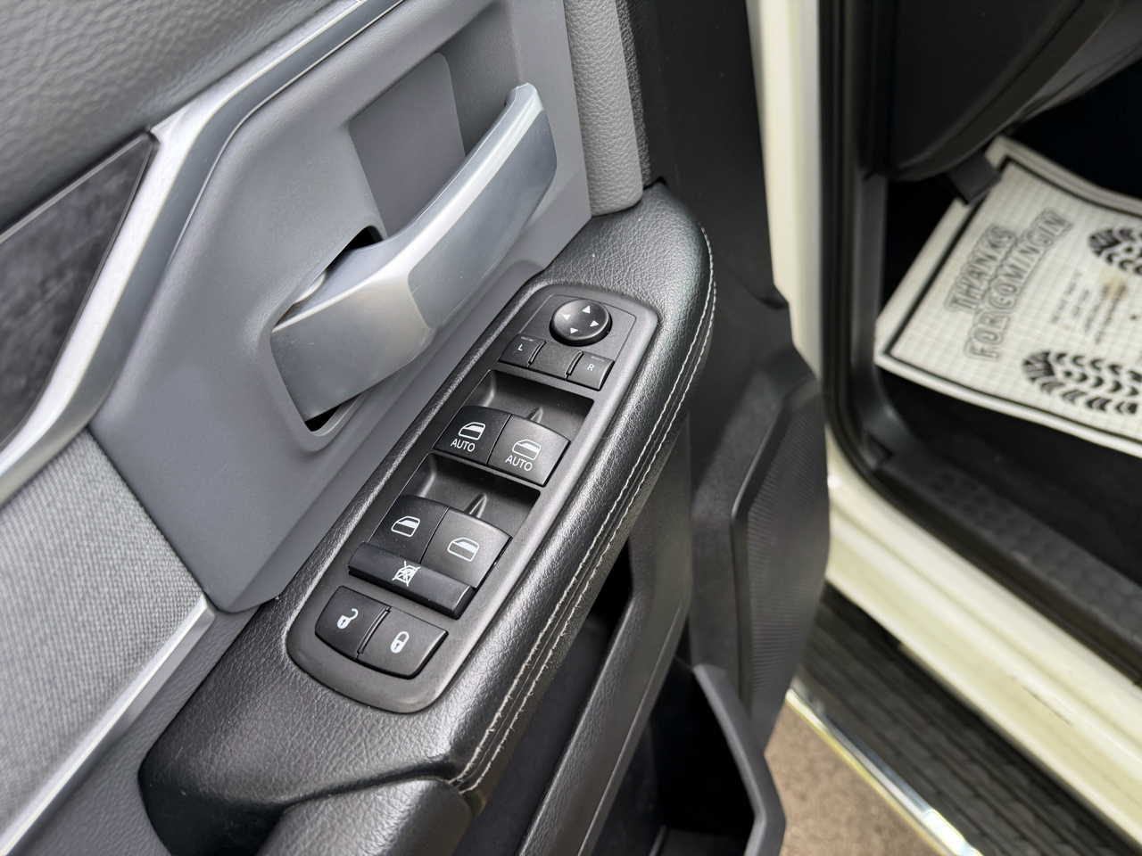 RAM 2500 4WD Crew Cab 169" Big Horn 2022 RAM 2500 4WD Crew Cab 169" Big Horn 2022