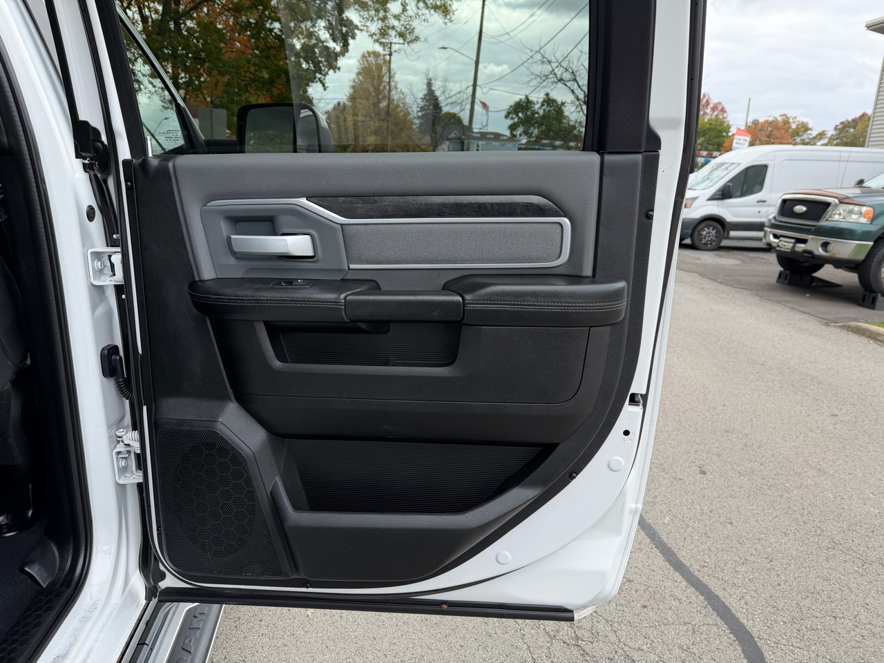 RAM 2500 4WD Crew Cab 169" Big Horn 2022 RAM 2500 4WD Crew Cab 169" Big Horn 2022