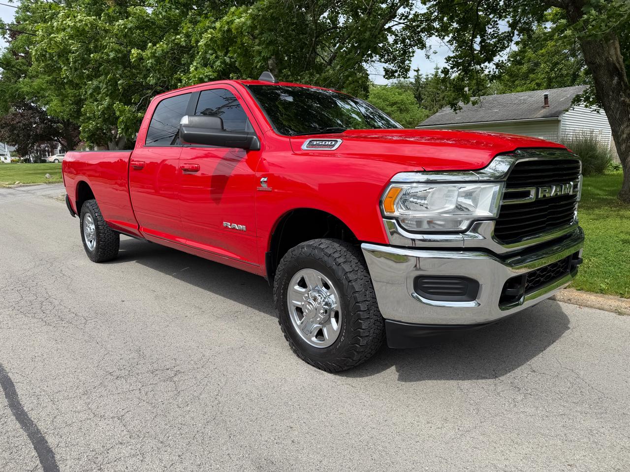 RAM 3500 Tradesman Crew Cab 4WD LWB 2021