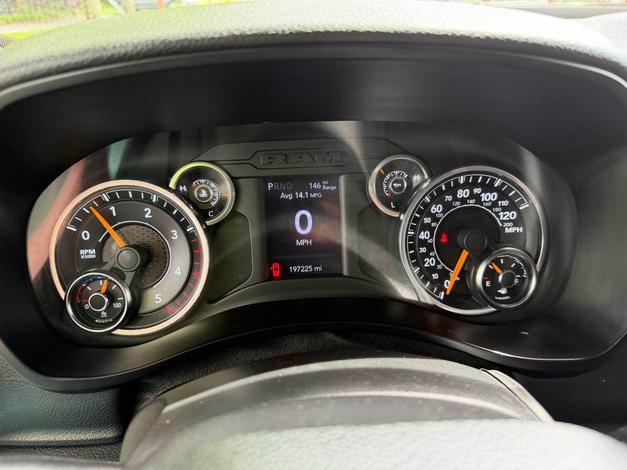 RAM 3500 Tradesman Crew Cab 4WD LWB 2021