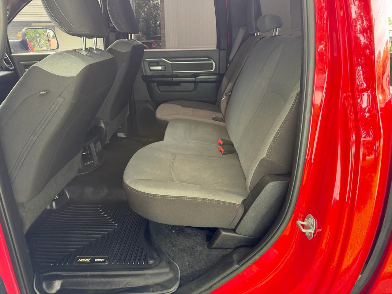 RAM 3500 Tradesman Crew Cab 4WD LWB 2021