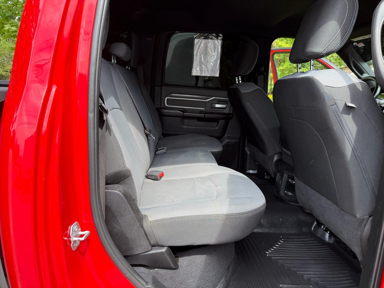 RAM 3500 Tradesman Crew Cab 4WD LWB 2021
