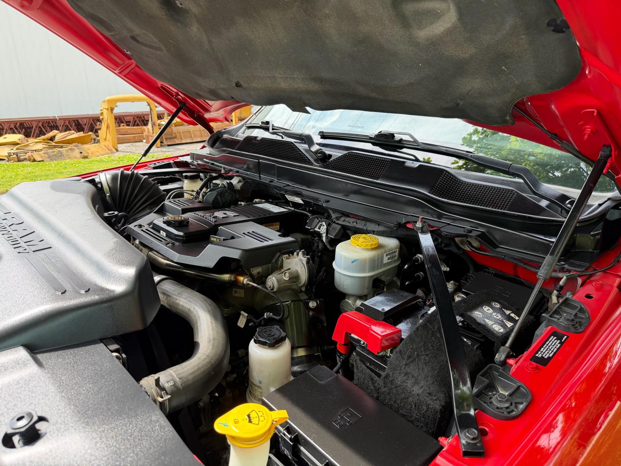RAM 3500 Tradesman Crew Cab 4WD LWB 2021