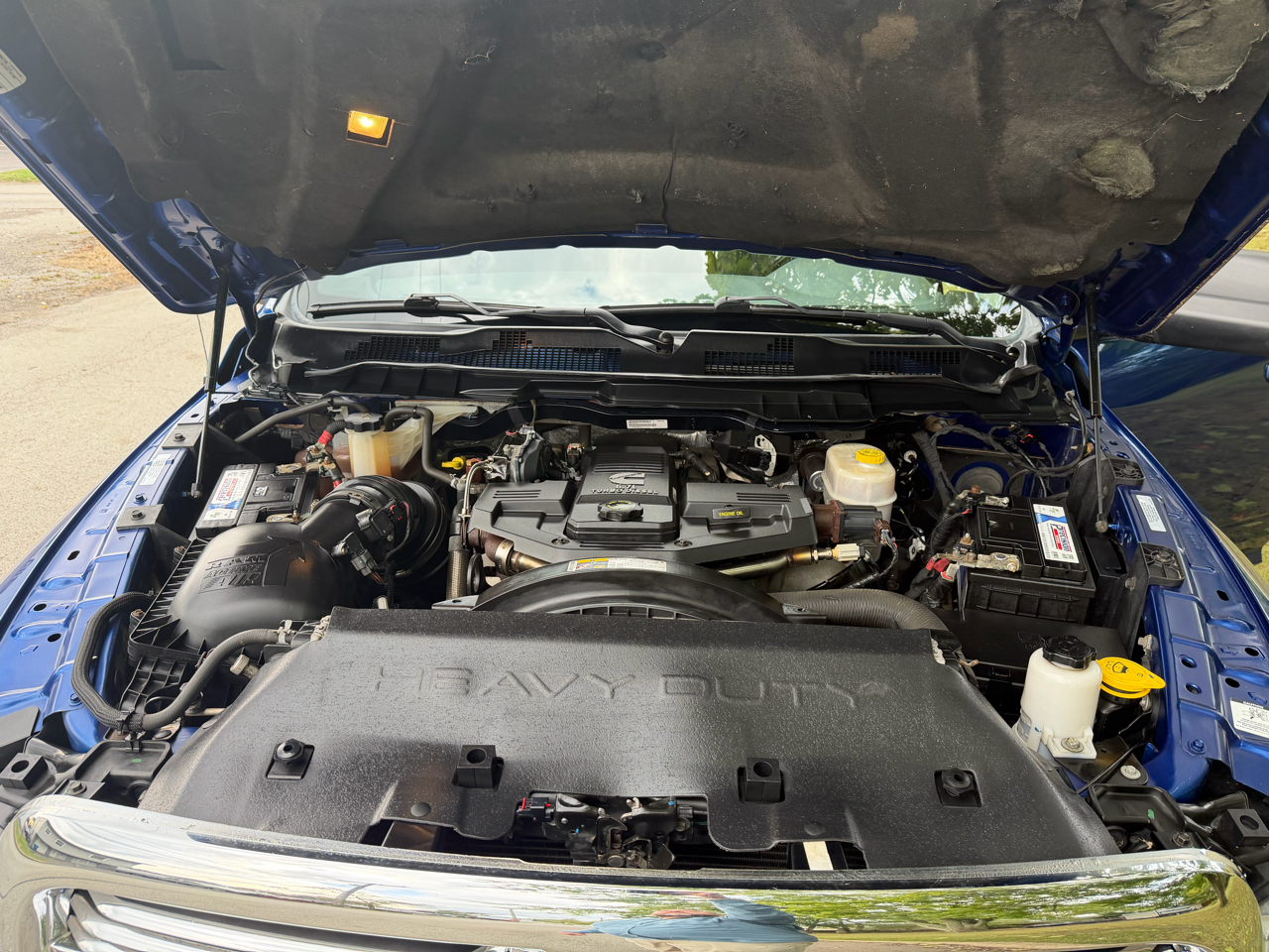 2016 Ram 3500 SLT photo 26
