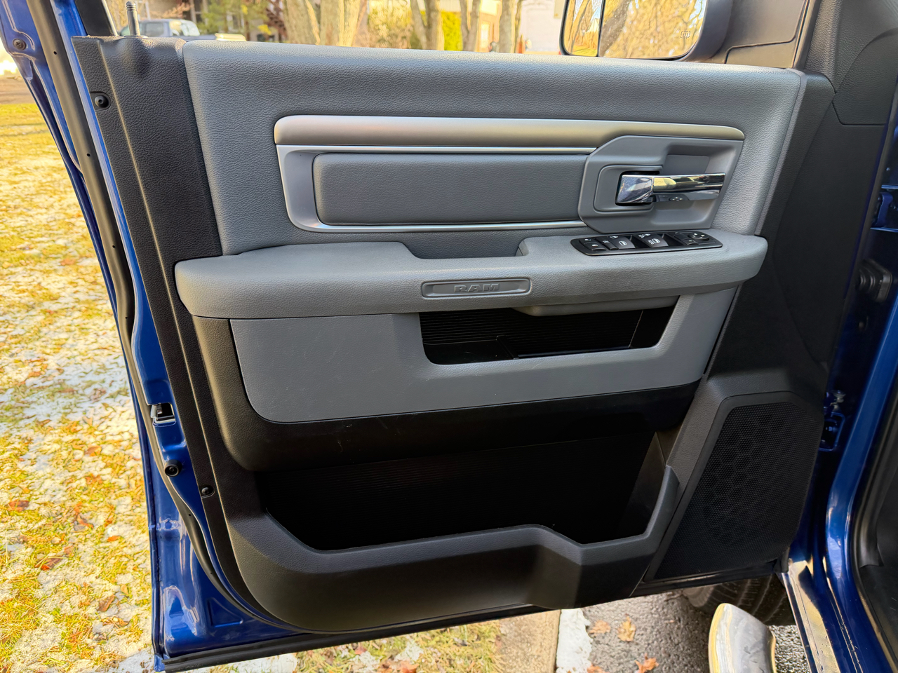 RAM 3500 4WD Crew Cab 149" Big Horn 2016