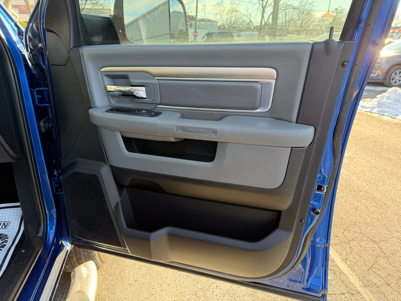 RAM 3500 4WD Crew Cab 149" Big Horn 2016