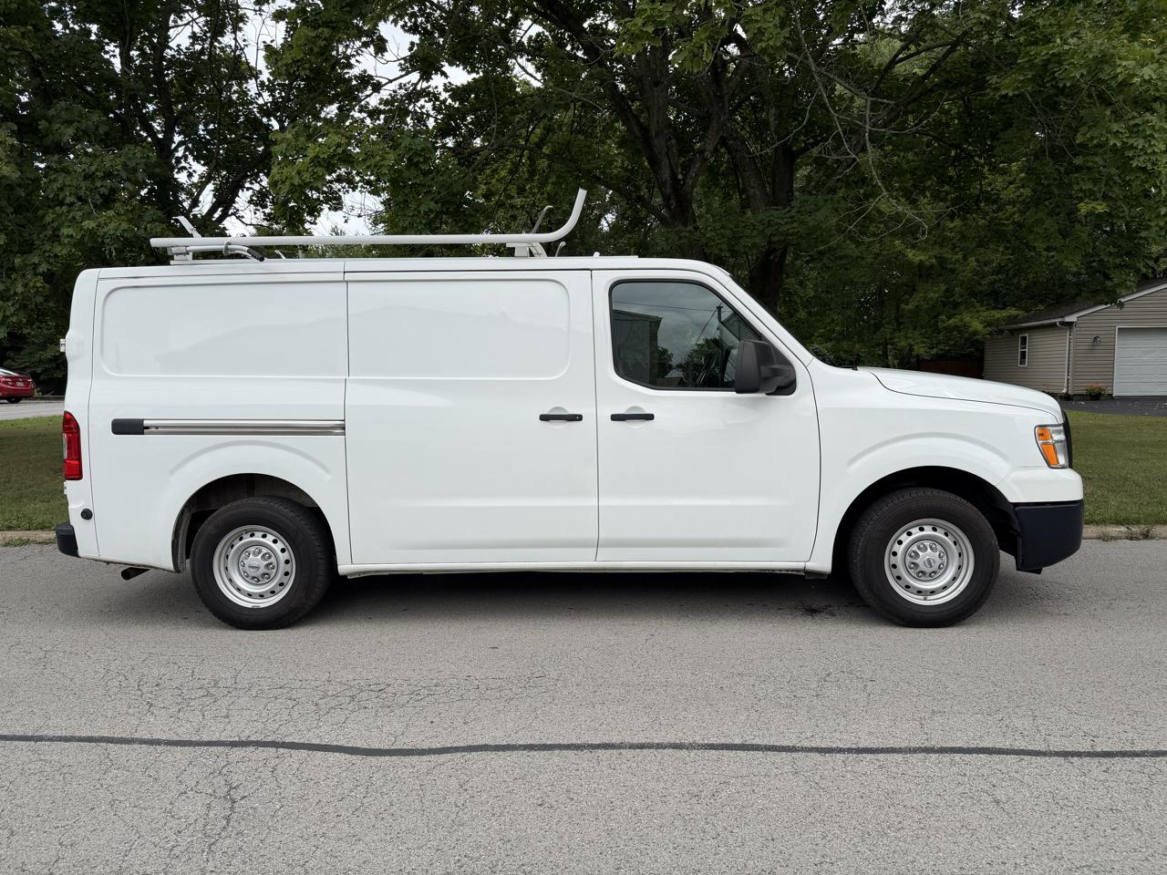 Nissan NV Cargo NV2500 HD Standard Roof V6 S 2020