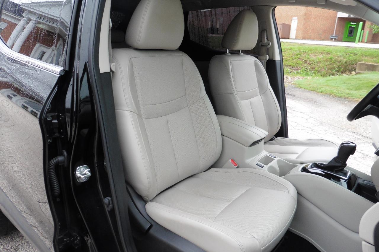 Nissan Rogue Sport FWD SL 2020