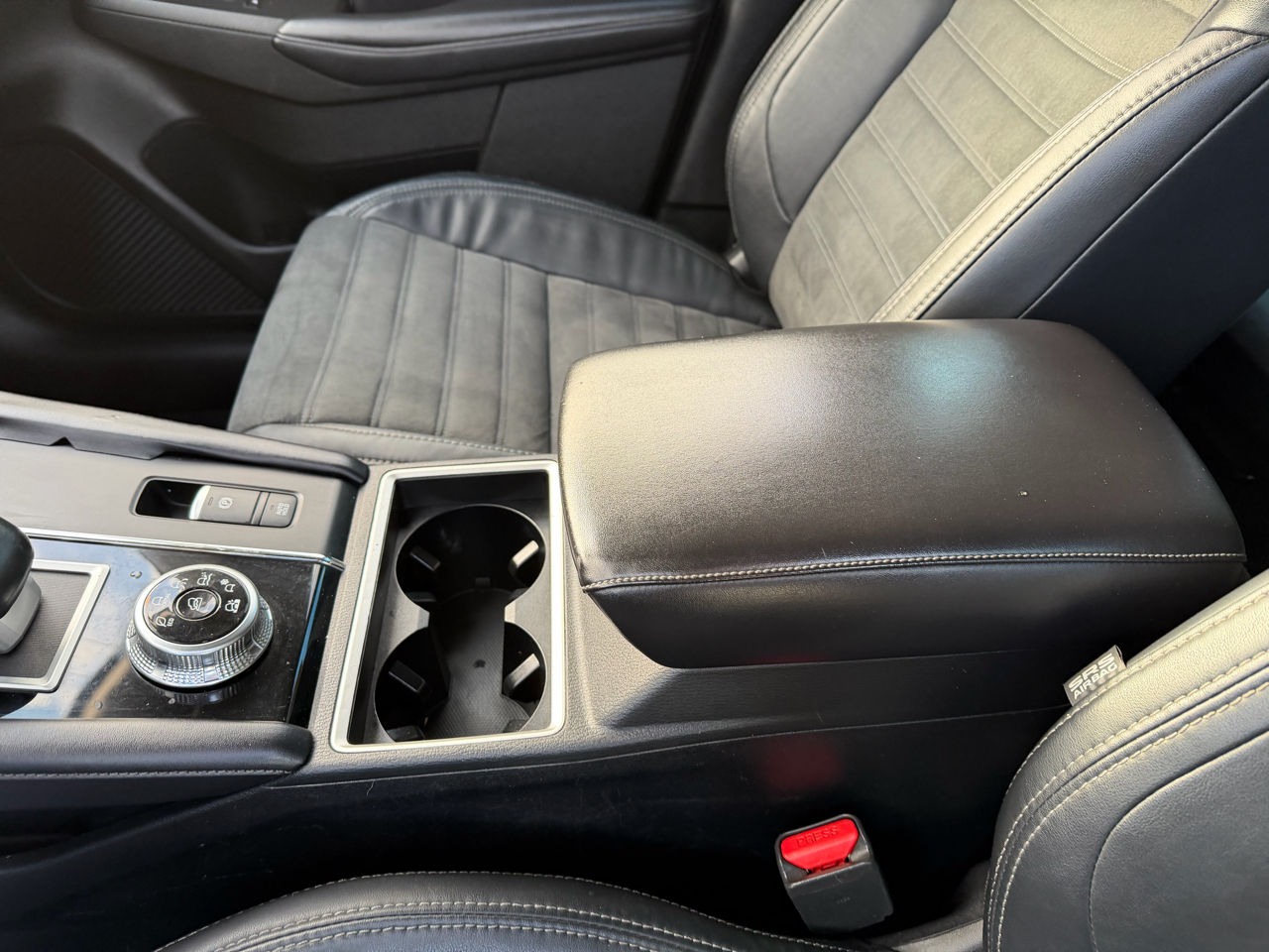 Mitsubishi Outlander SE 4D SUV AWD 2022