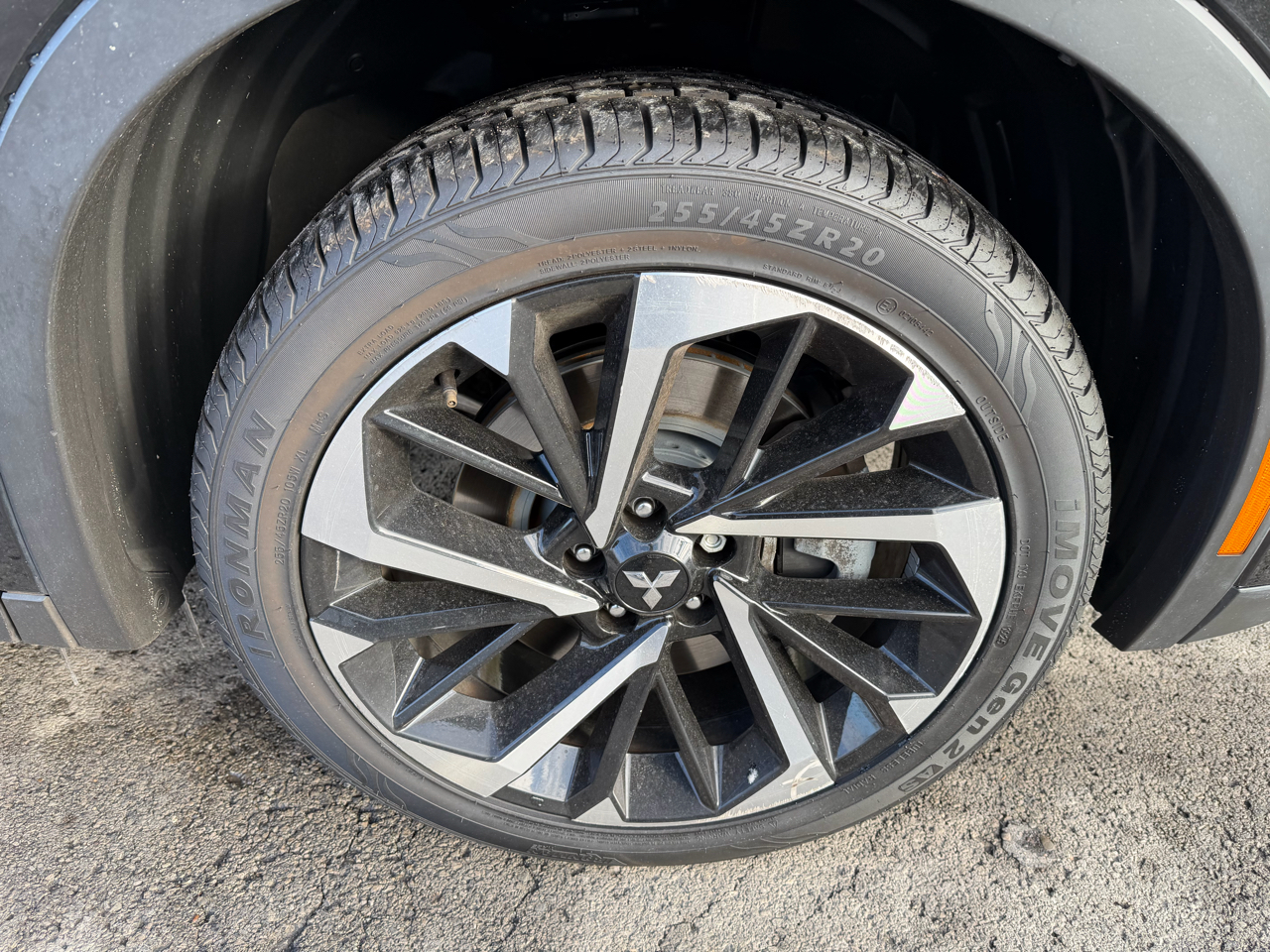 Mitsubishi Outlander SE 4D SUV AWD 2022