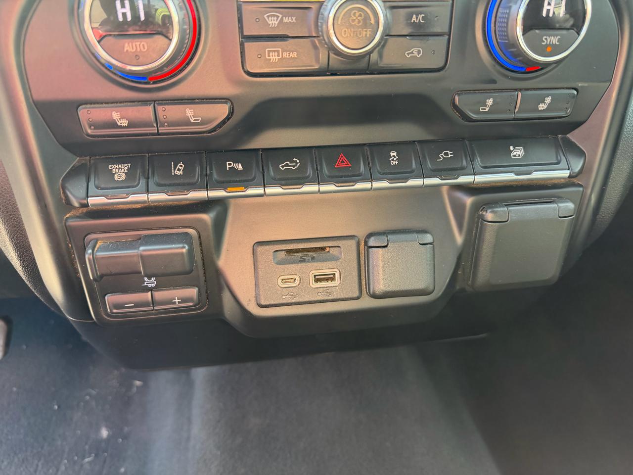 Chevrolet Silverado 2500HD 4WD Crew Cab 167" LT w/1LT 2021