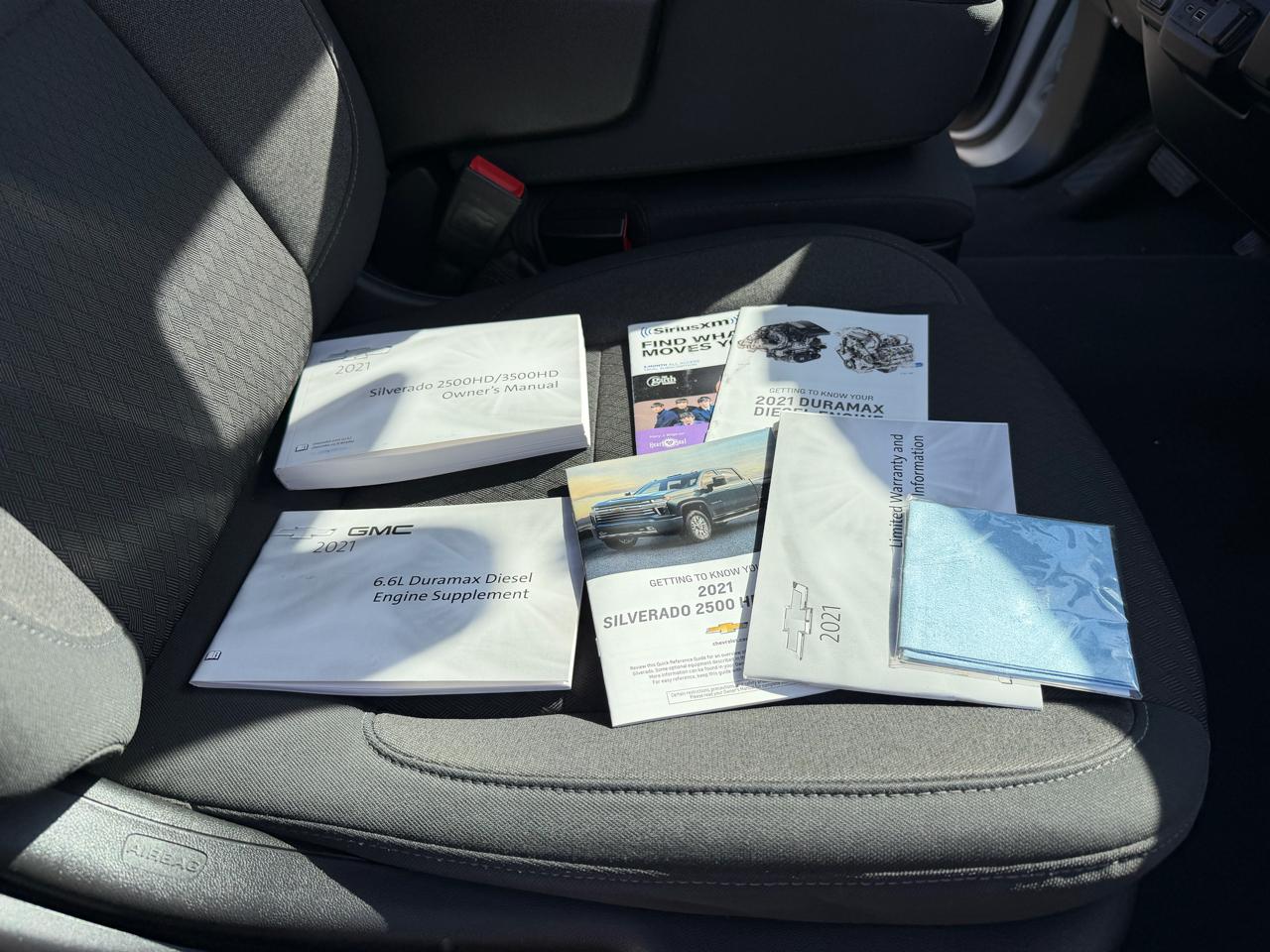 Chevrolet Silverado 2500HD 4WD Crew Cab 167" LT w/1LT 2021