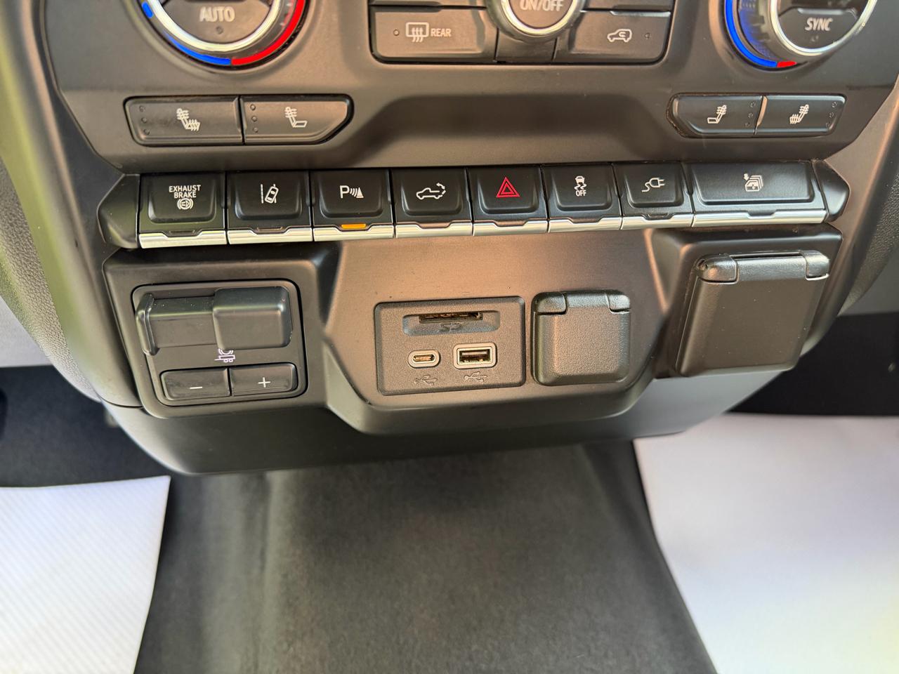 Chevrolet Silverado 2500HD 4WD Crew Cab 167" LT w/1LT 2021