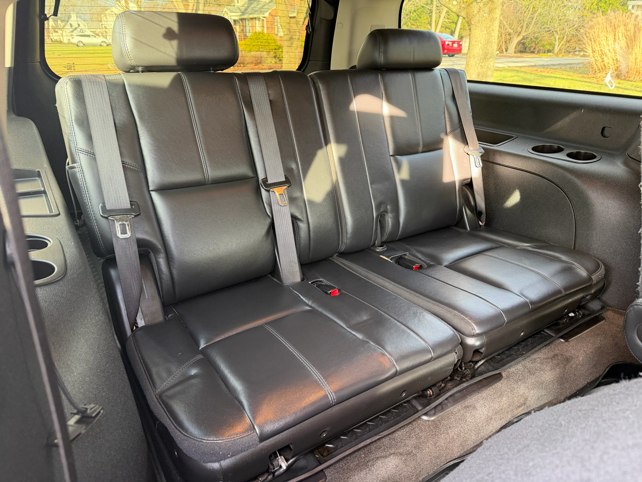 Chevrolet Suburban 2500 LT 4D SUV 4WD 2009