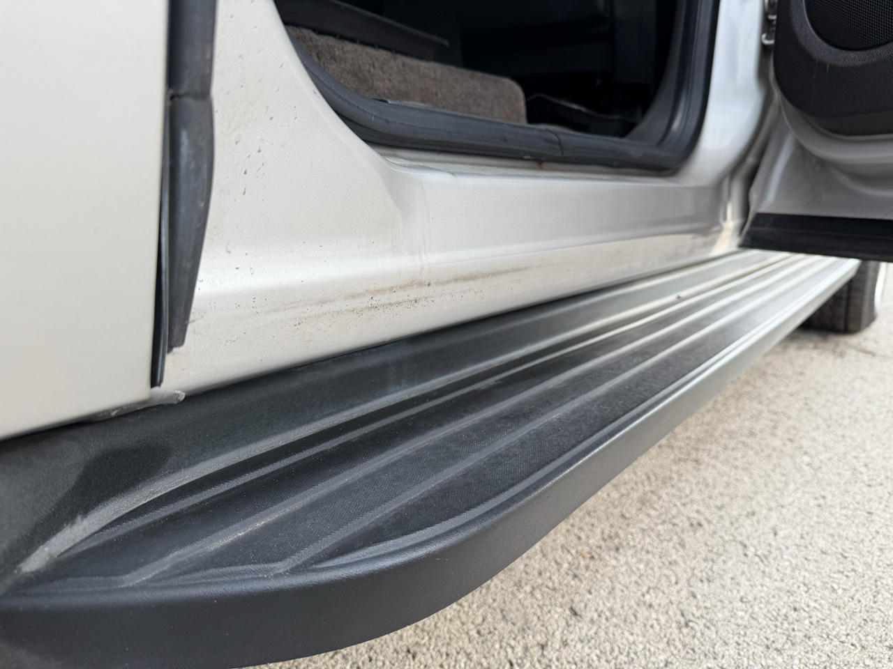 Chevrolet Suburban 2500 LT 4D SUV 4WD 2009