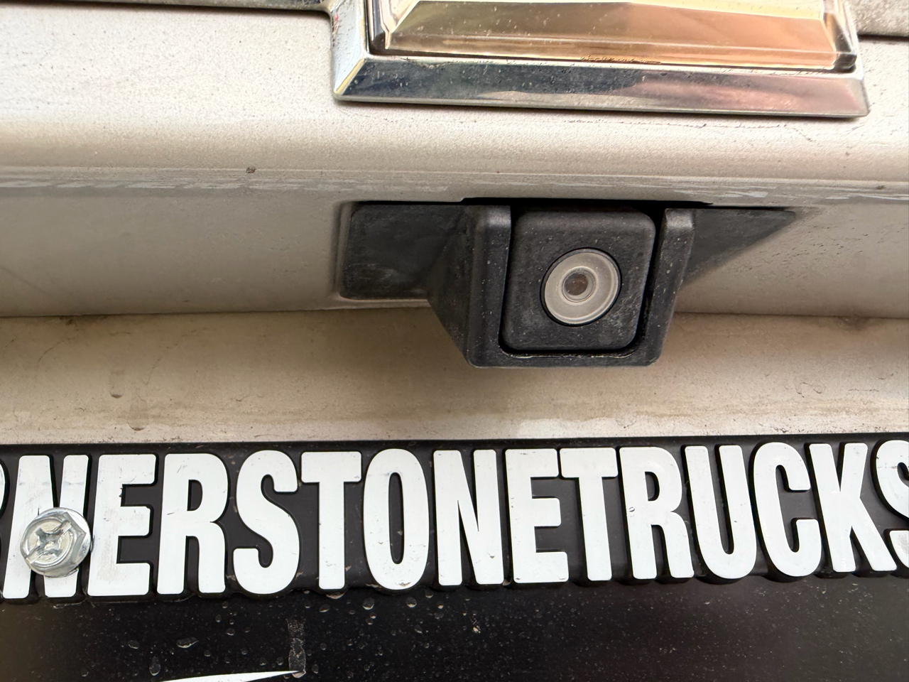 Chevrolet Suburban 2500 LT 4D SUV 4WD 2009