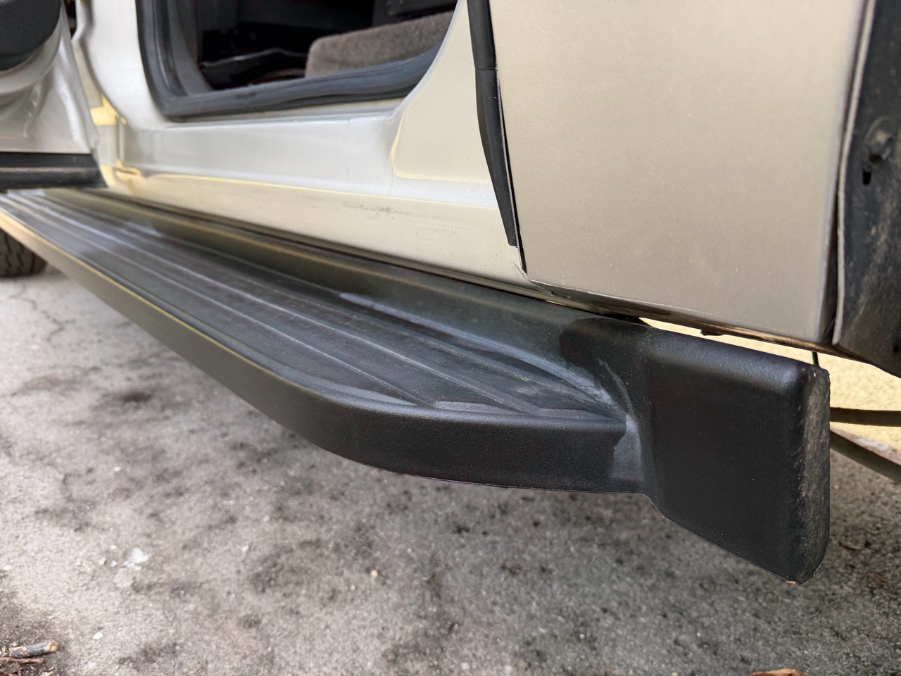 Chevrolet Suburban 2500 LT 4D SUV 4WD 2009