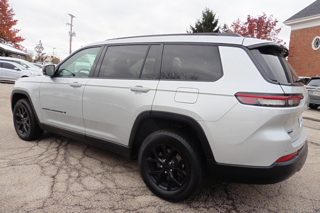 Jeep Grand Cherokee L Laredo 4D SUV 4WD 2024