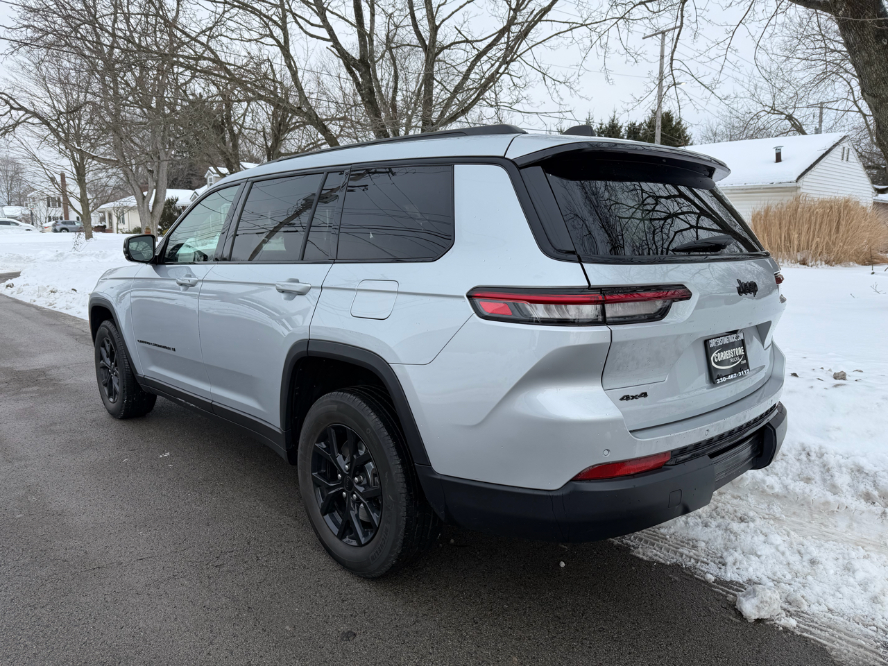 Jeep Grand Cherokee L Laredo 4D SUV 4WD 2024