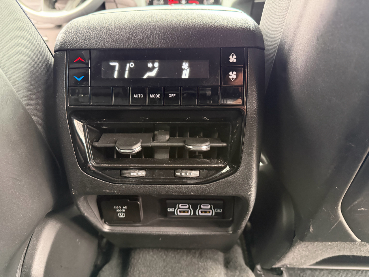 Jeep Grand Cherokee L Laredo 4D SUV 4WD 2024