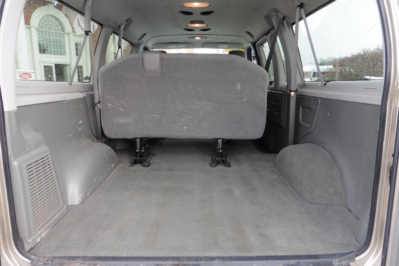 Ford Econoline  2012