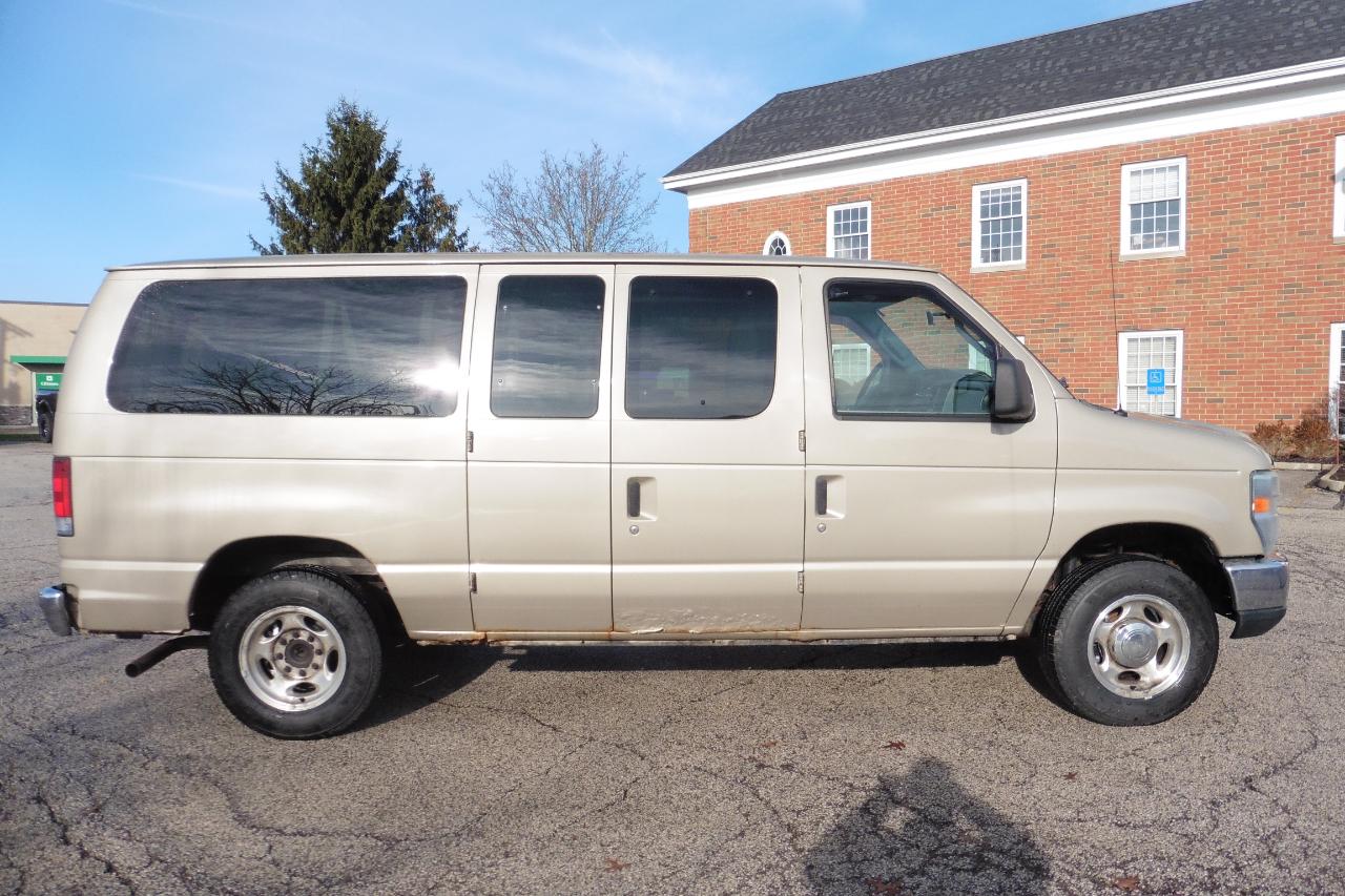 Ford Econoline  2012