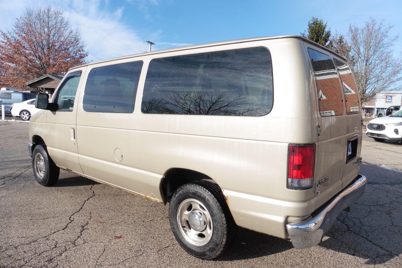 Ford Econoline  2012