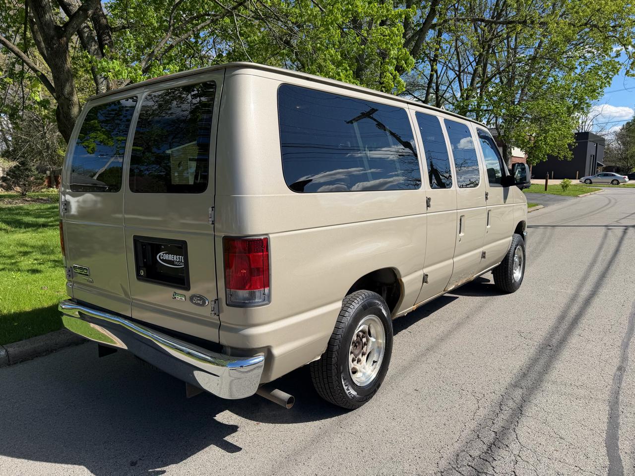 Ford Econoline  2012