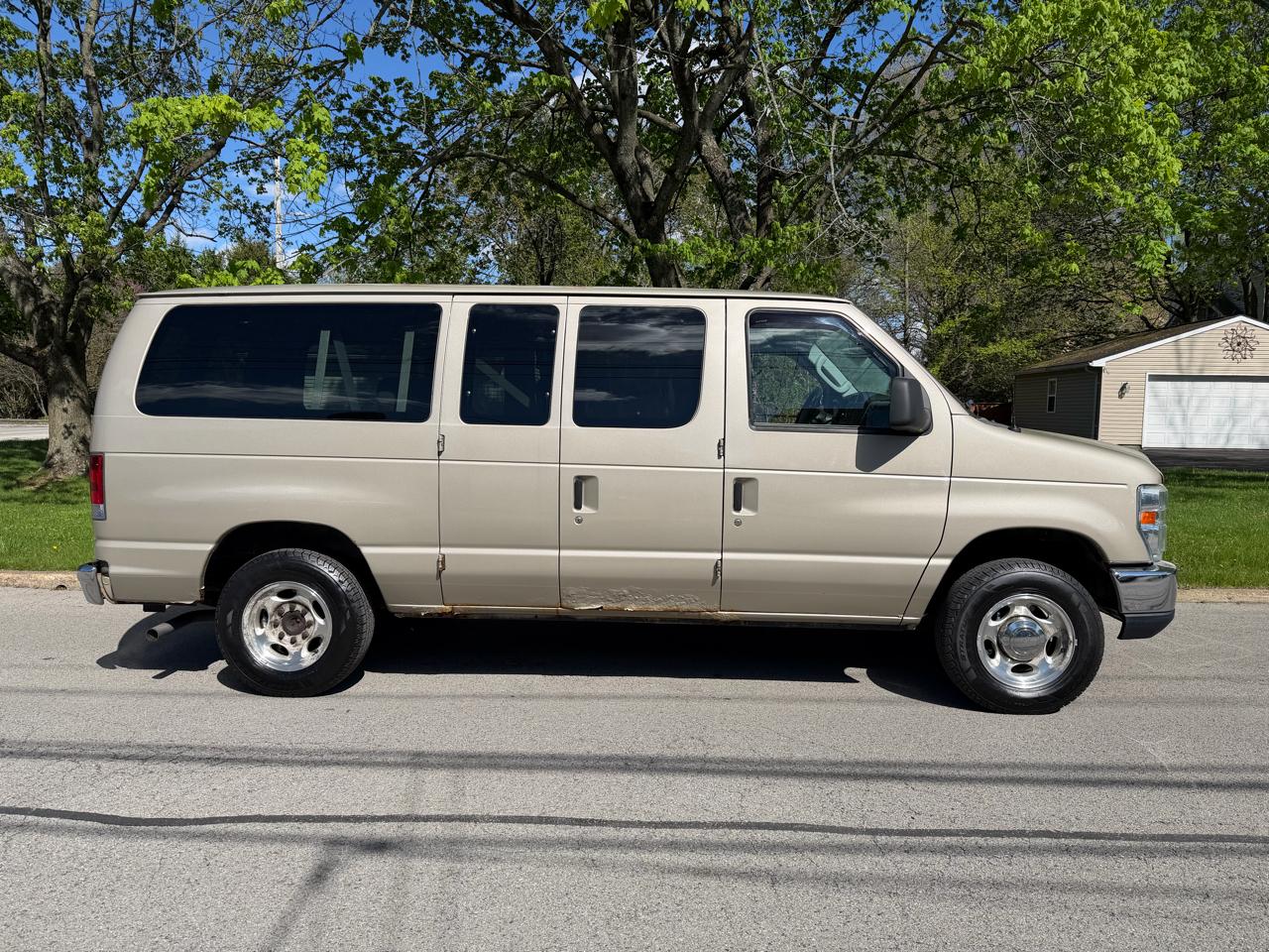 Ford Econoline  2012