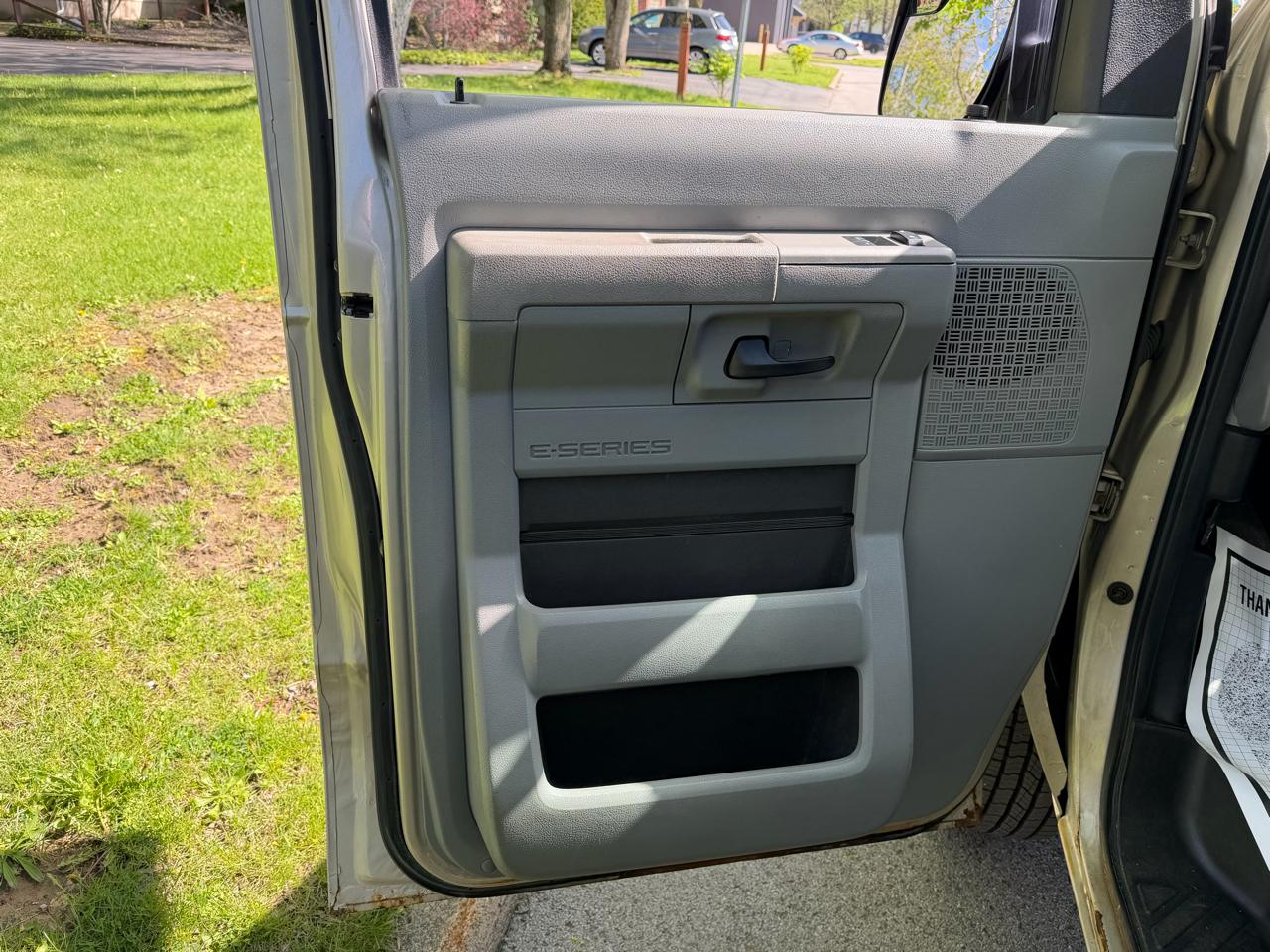 Ford Econoline  2012