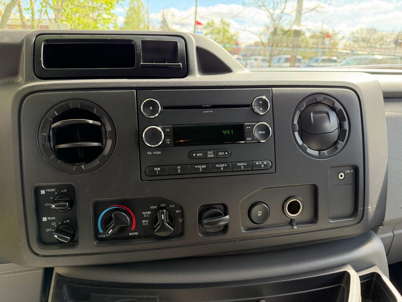 Ford Econoline  2012