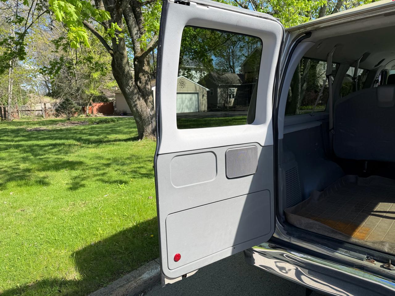 Ford Econoline  2012