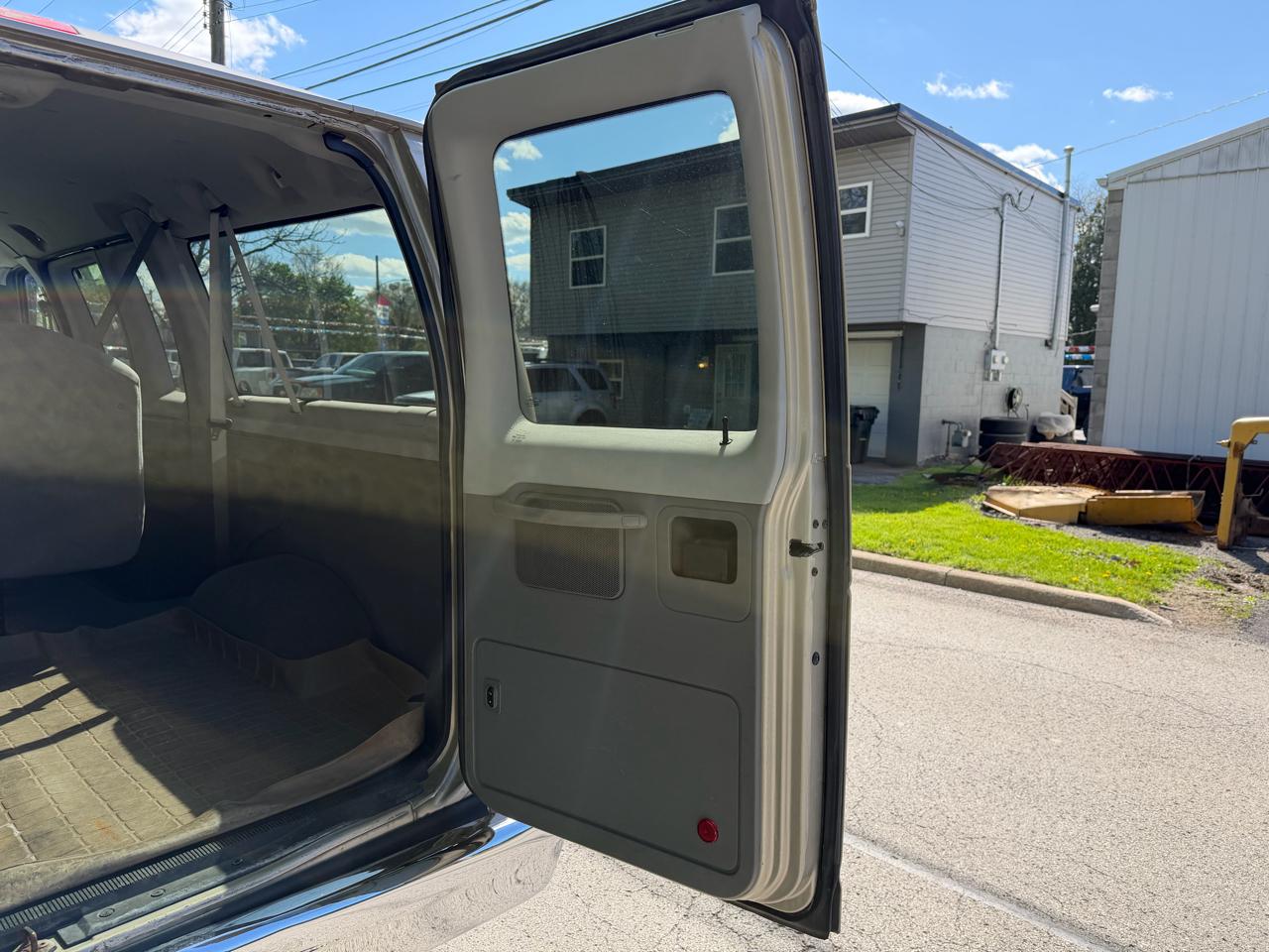 Ford Econoline  2012