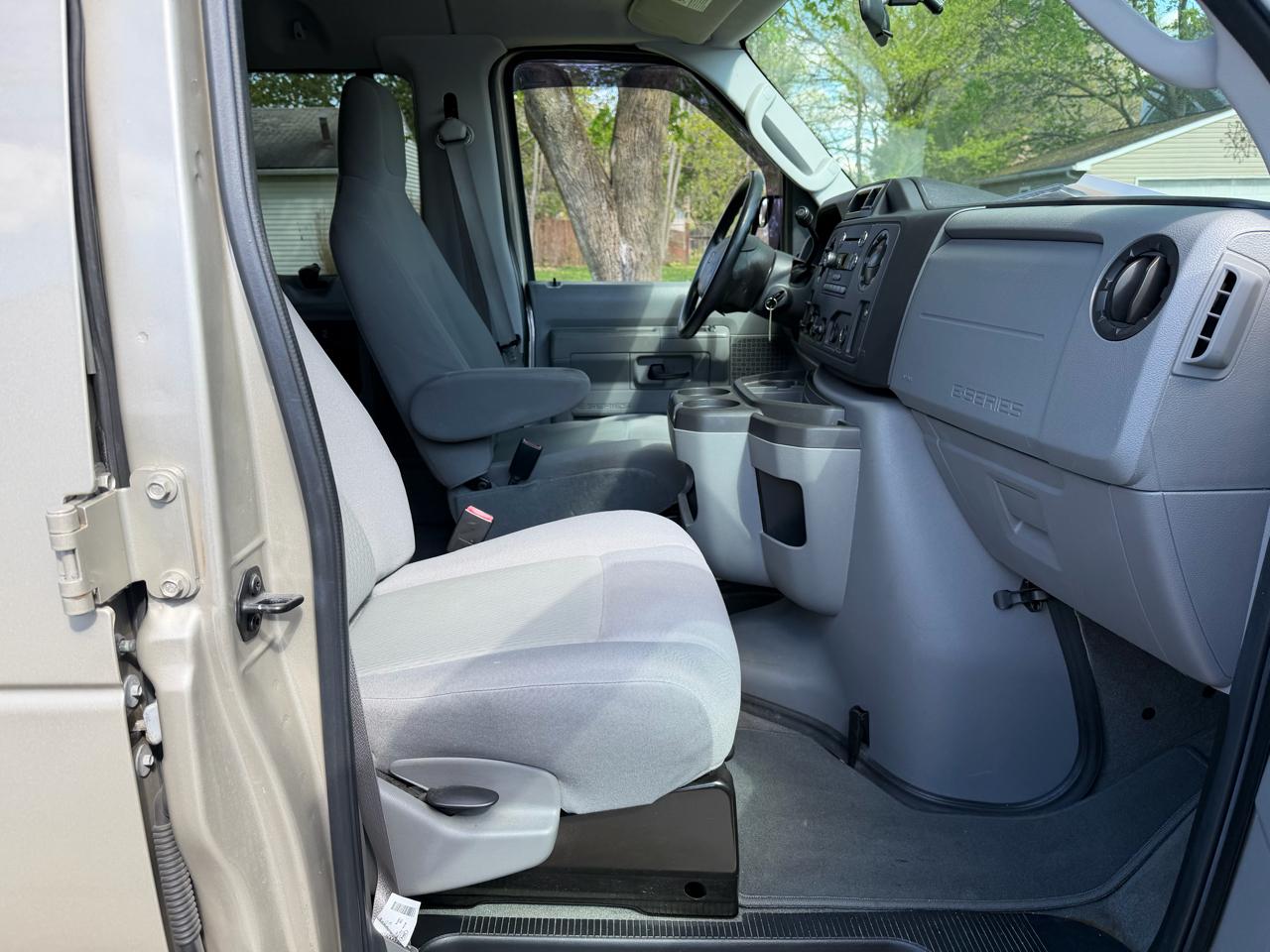 Ford Econoline  2012