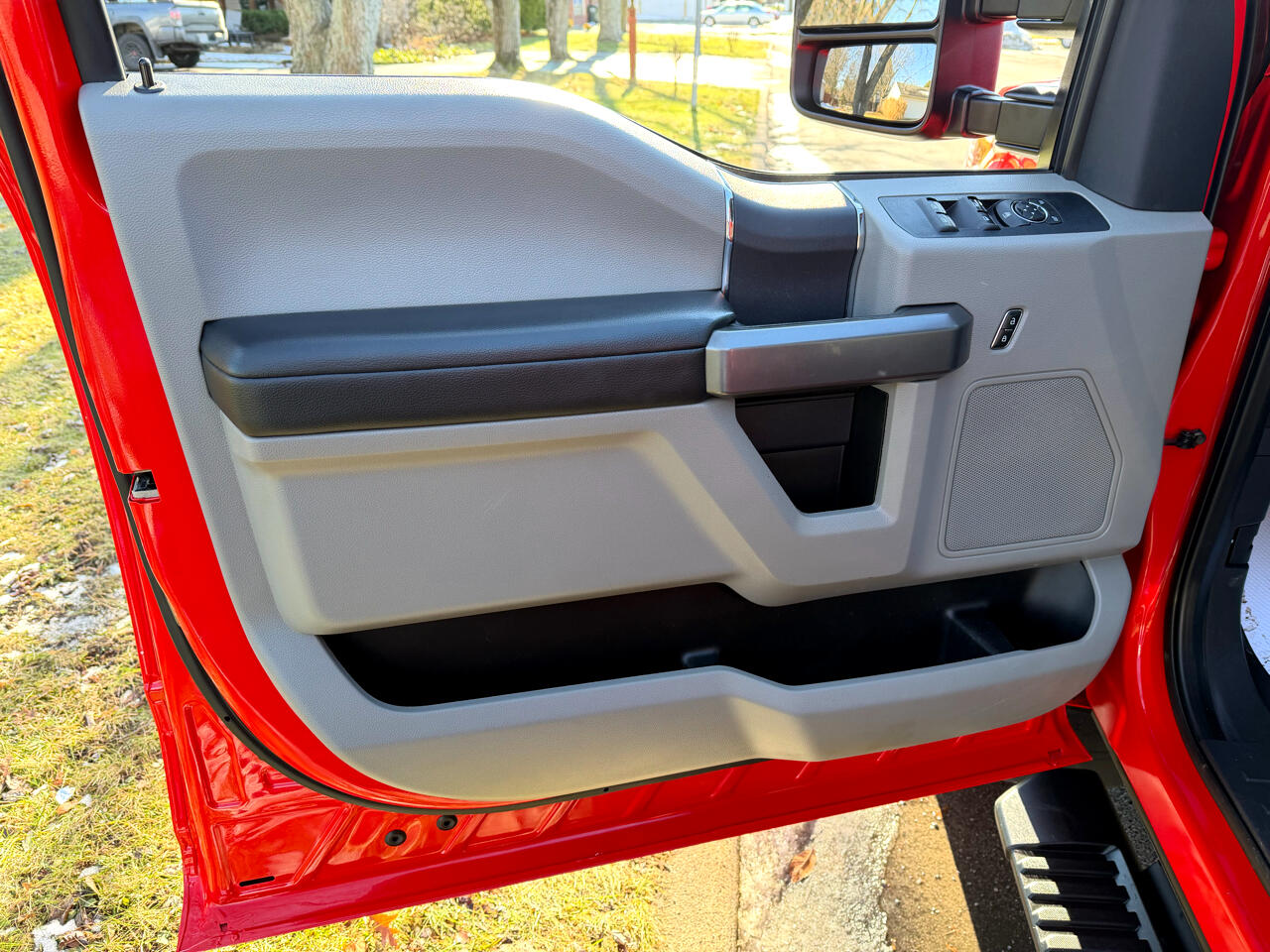 Ford Super Duty F-350 SRW 4WD Crew Cab 172" XLT 2022