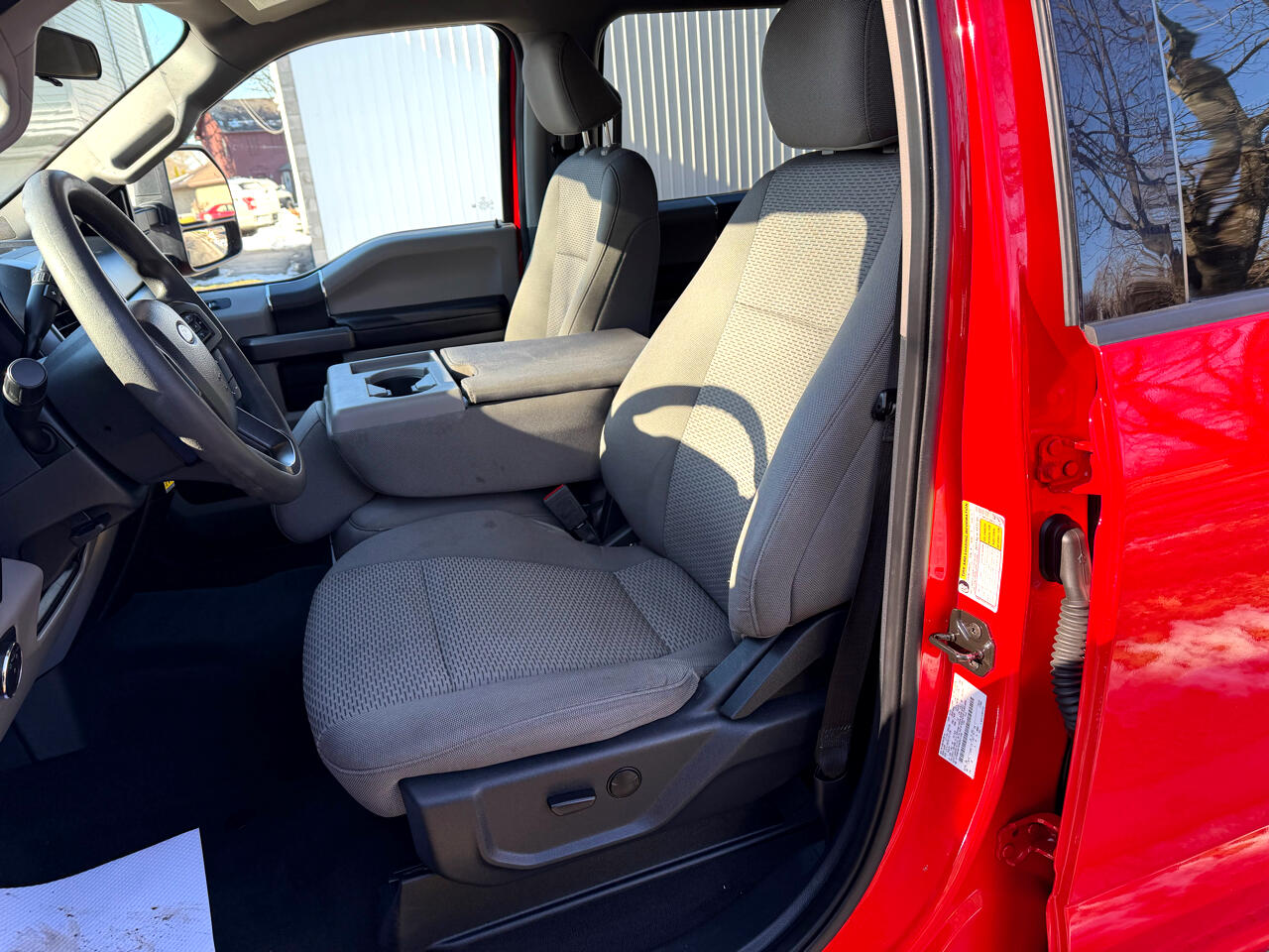 Ford Super Duty F-350 SRW 4WD Crew Cab 172" XLT 2022