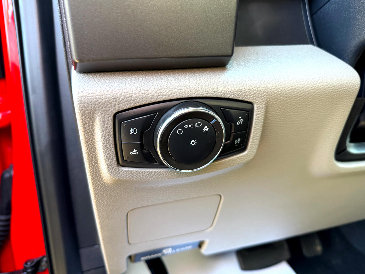 Ford Super Duty F-350 SRW 4WD Crew Cab 172" XLT 2022