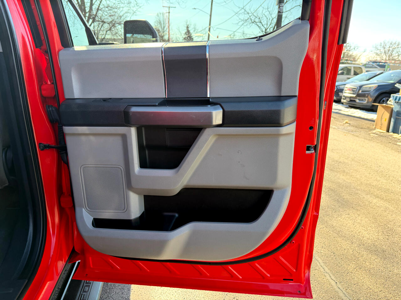 Ford Super Duty F-350 SRW 4WD Crew Cab 172" XLT 2022