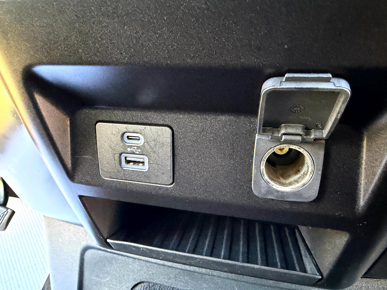 Ford Super Duty F-350 SRW 4WD Crew Cab 172" XLT 2022