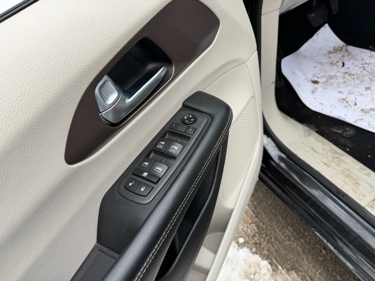 Chrysler Voyager LXI FWD 2021