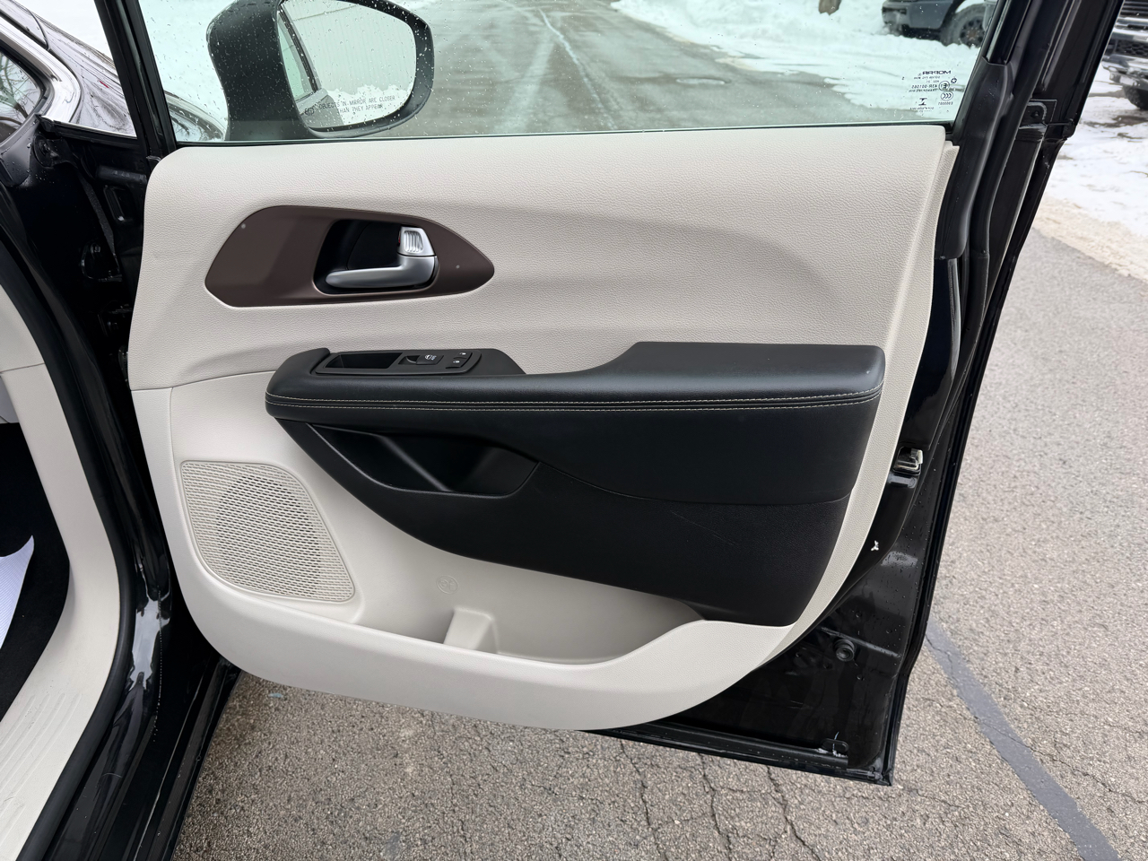 Chrysler Voyager LXI FWD 2021