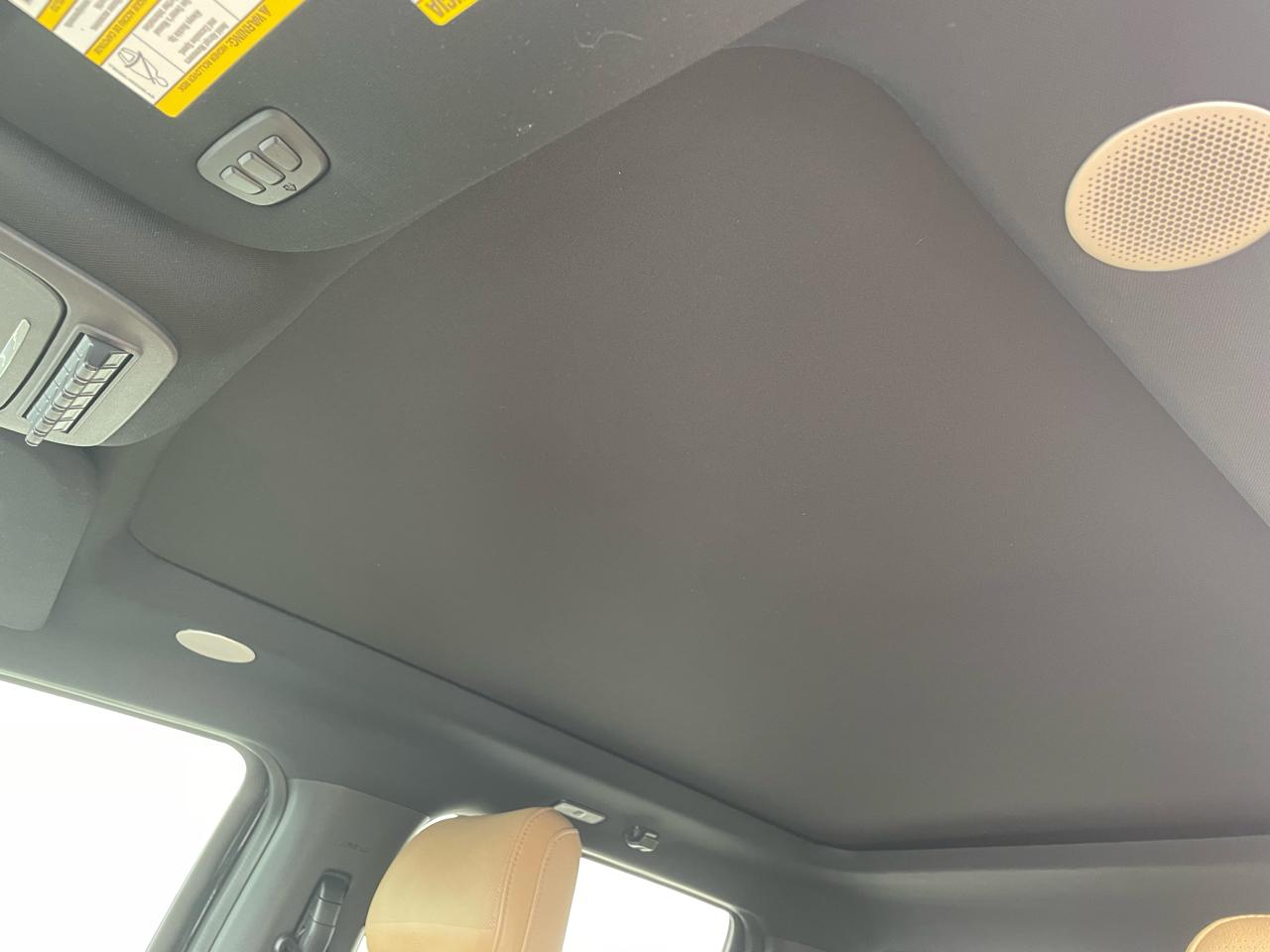 Ford F-350 SD Lariat Crew Cab Short Bed 4WD 2023