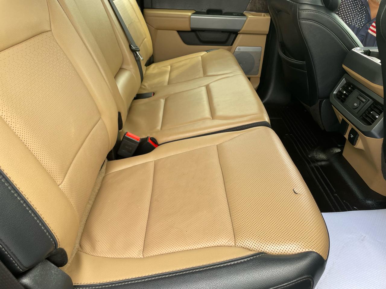 Ford F-350 SD Lariat Crew Cab Short Bed 4WD 2023