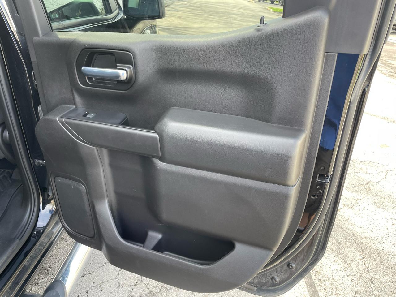 Chevrolet Silverado 1500 4WD Crew Cab 147" Custom 2021