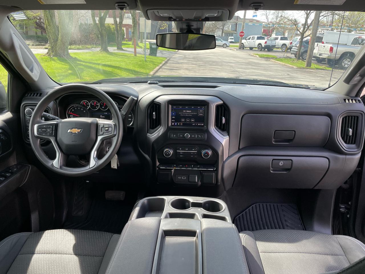 Chevrolet Silverado 1500 4WD Crew Cab 147" Custom 2021