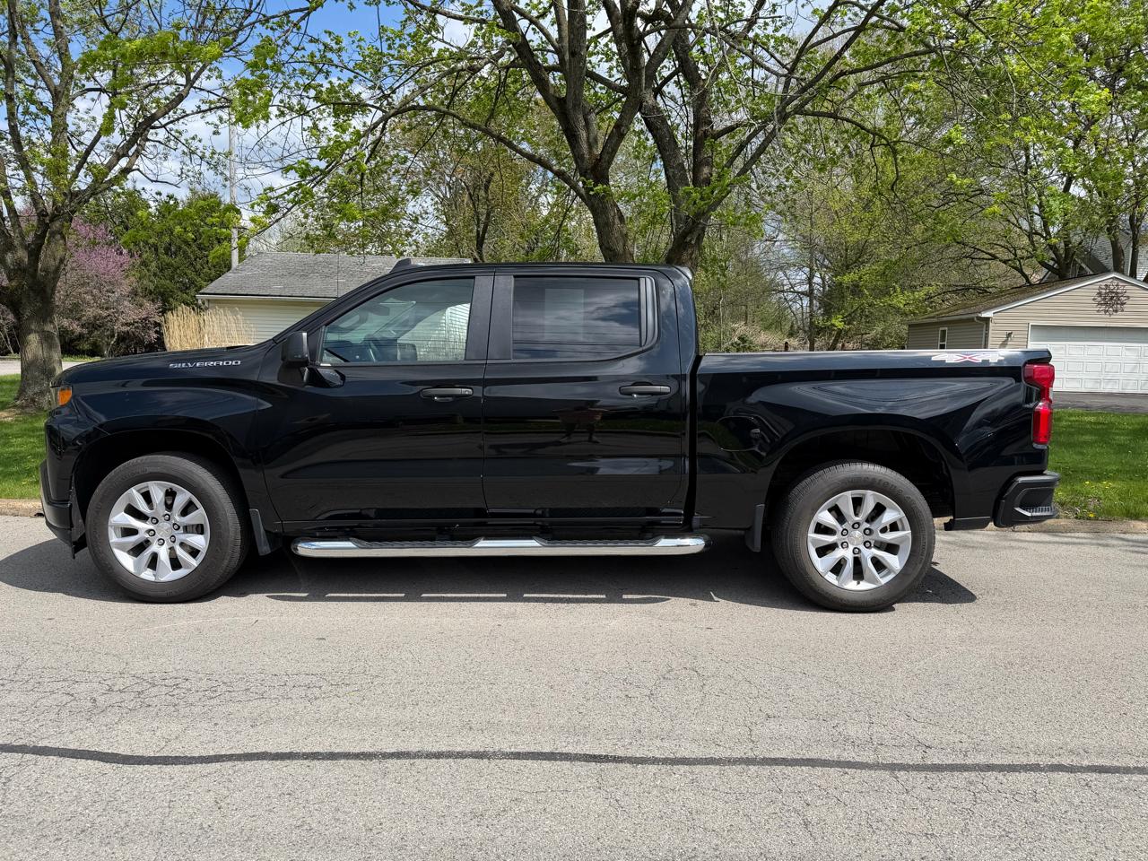 Chevrolet Silverado 1500 4WD Crew Cab 147" Custom 2021