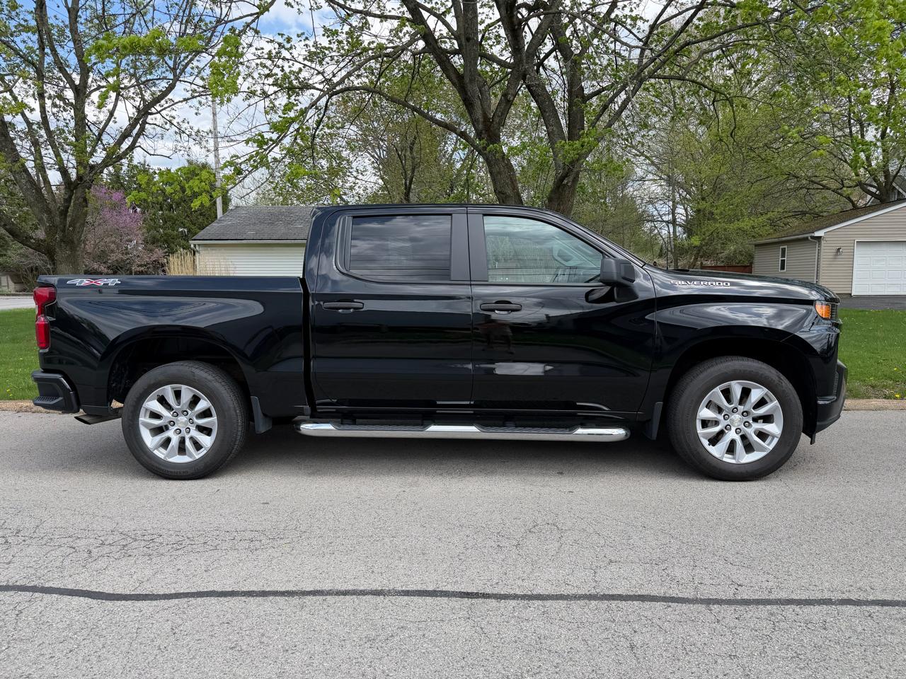Chevrolet Silverado 1500 4WD Crew Cab 147" Custom 2021