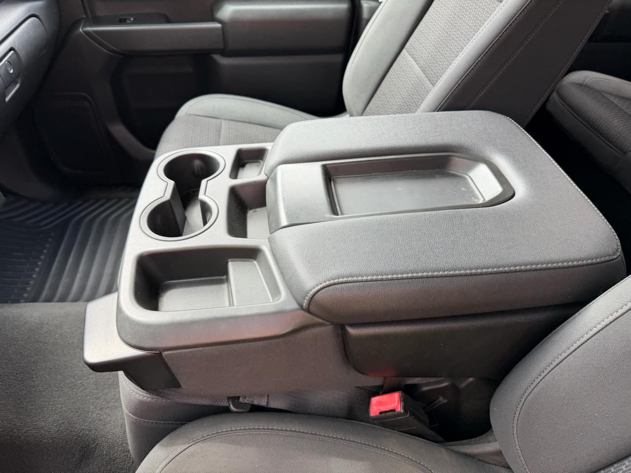 Chevrolet Silverado 1500 4WD Crew Cab 147" Custom 2021