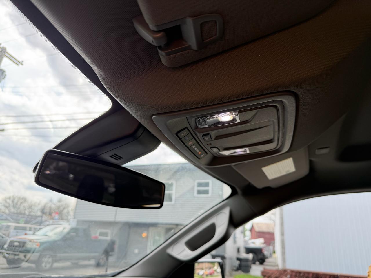 Chevrolet Silverado 1500 4WD Crew Cab 147" Custom 2021